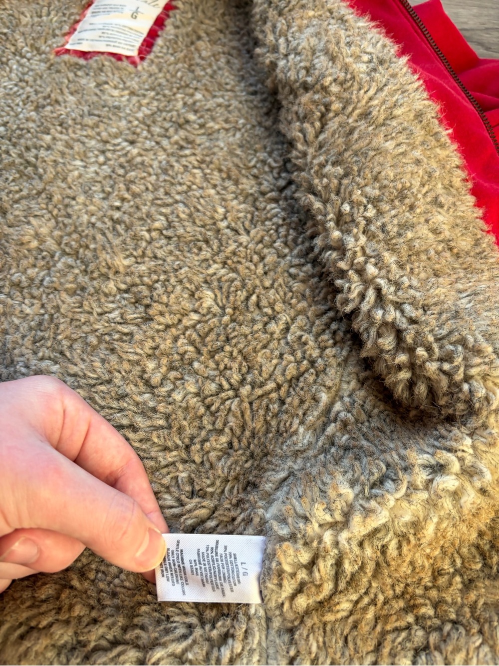 Aeropostale vintage women’s Red Faux-Fur Lined Hoodie Jacket - Picture 4 of 7